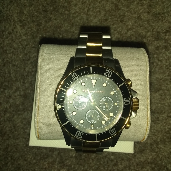 Michael Kors Watch - Picture 1 of 2